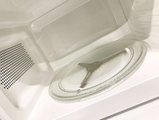 Danby DBMW1120BBB Danby 1.1 Cuft Black Microwave