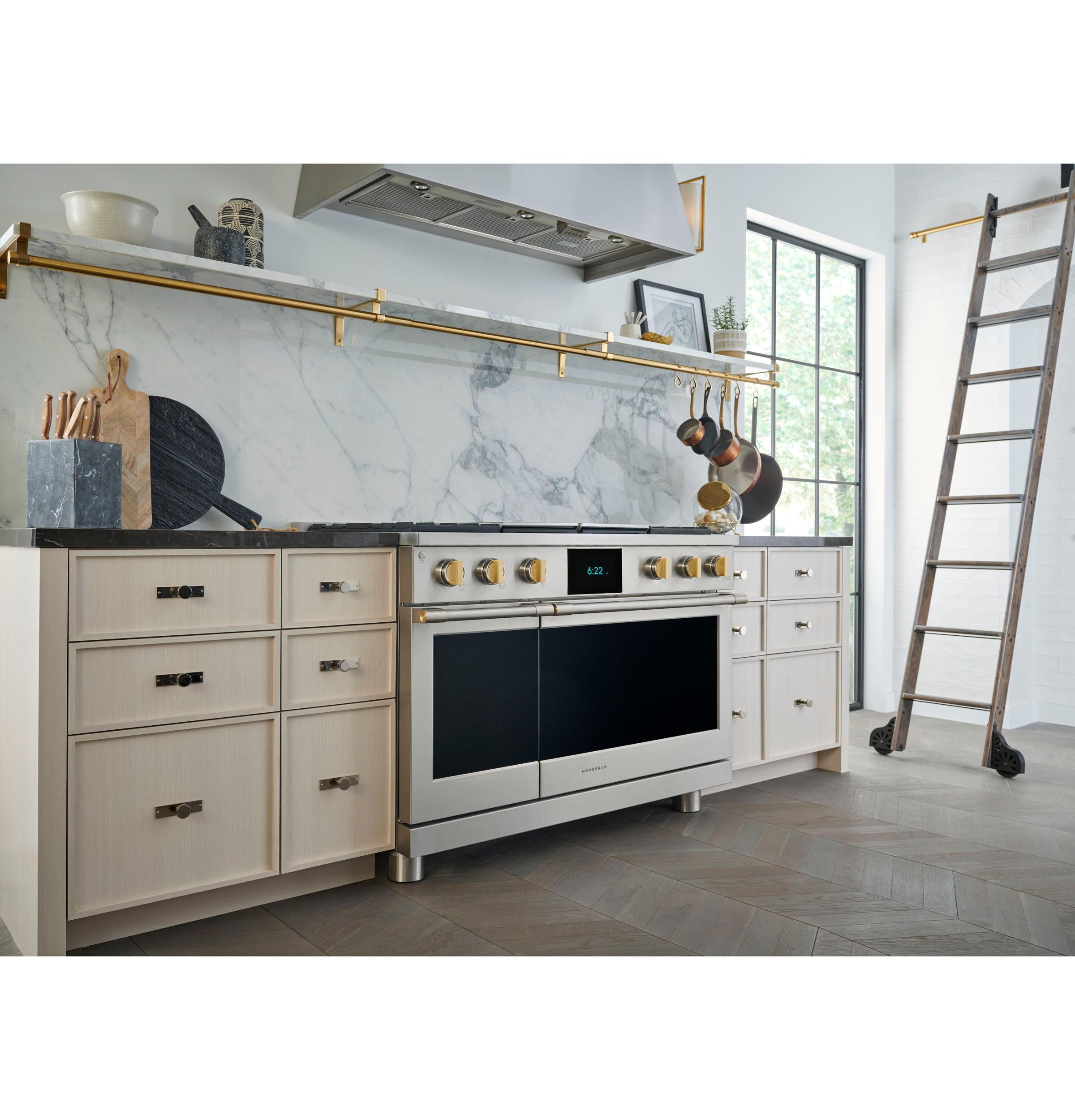 Monogram ZDP484NGTSS Monogram 48" Dual-Fuel Professional Range With 4 Burners, Grill, And Griddle