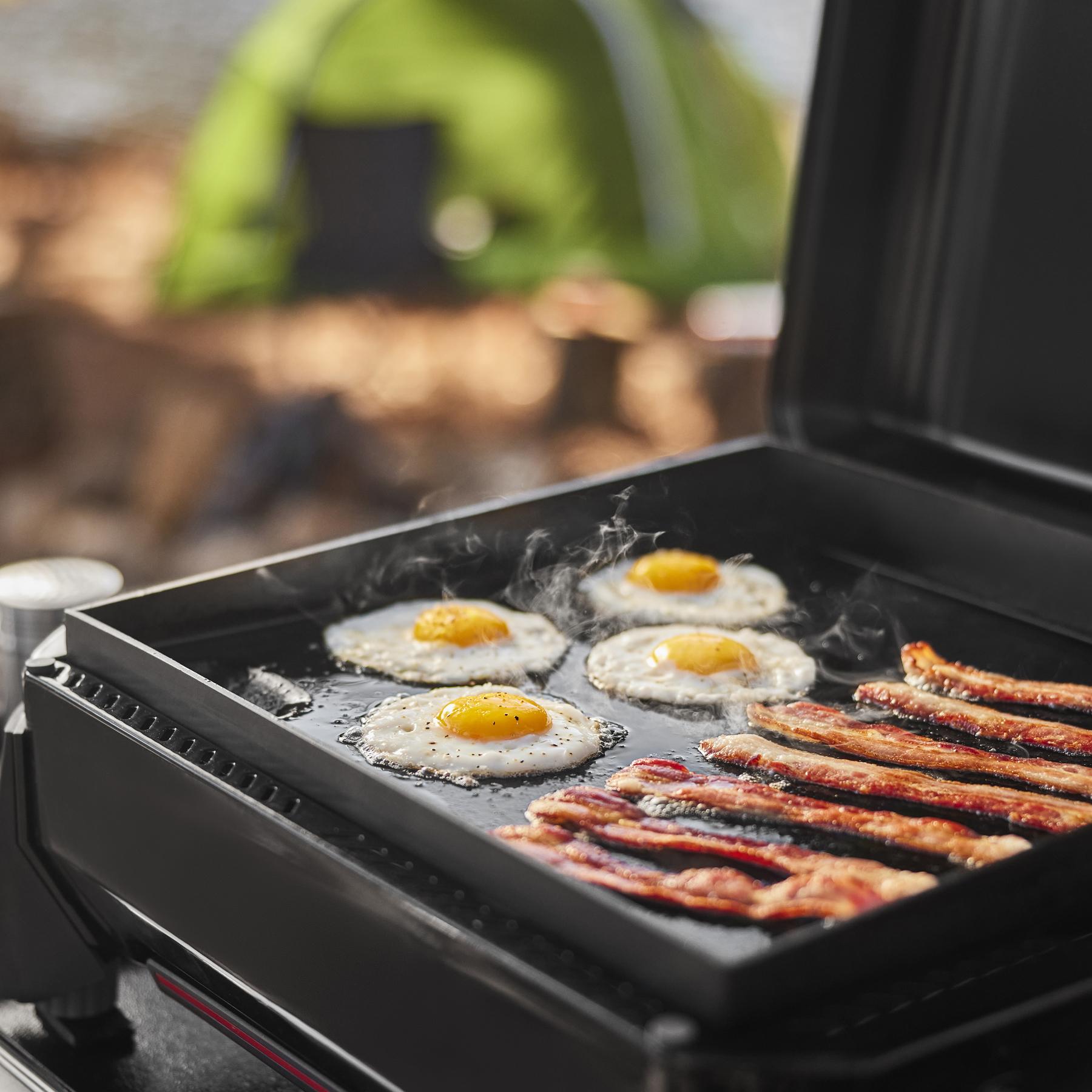 Weber 1500012 Weber Traveler® 17" Portable Griddle - Black