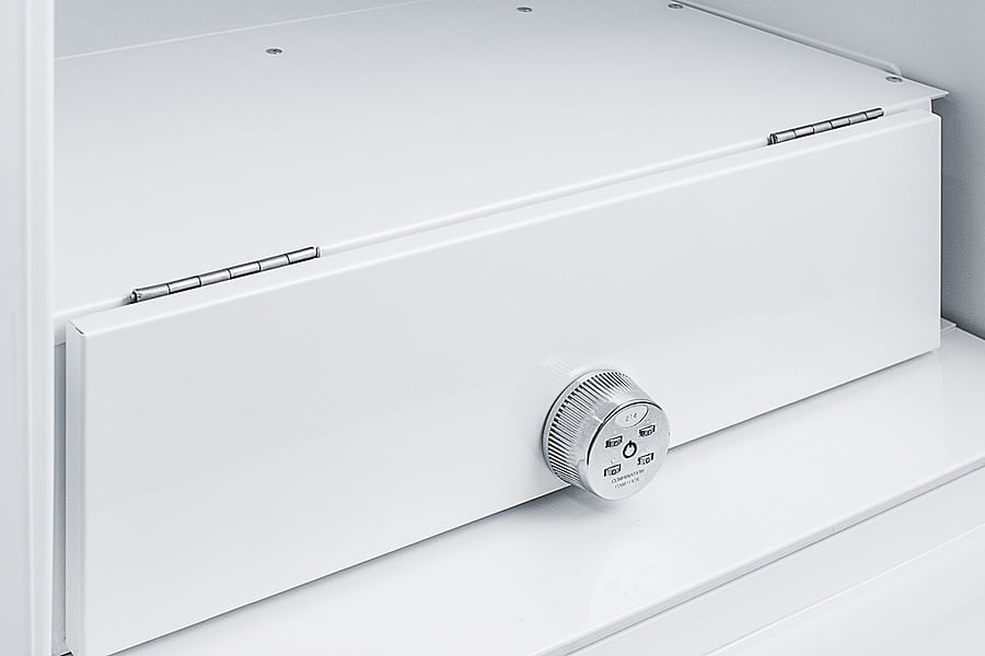 Summit FF7WADA Ada Compliant Commercial All-Refrigerator For Freestanding General Purpose Use, With Flat Door Liner, Auto Defrost Operation And White Exterior