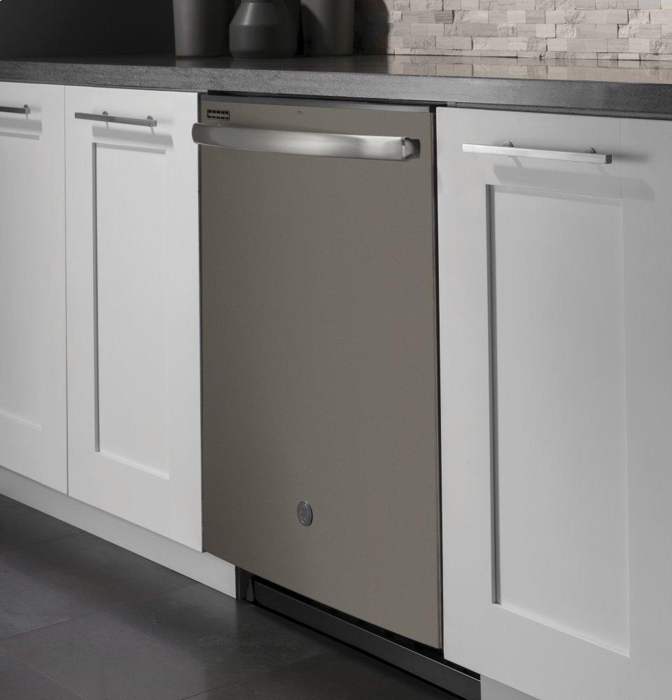 Ge Appliances GDT605PMMES Ge® Top Control With Plastic Interior Dishwasher With Sanitize Cycle & Dry Boost