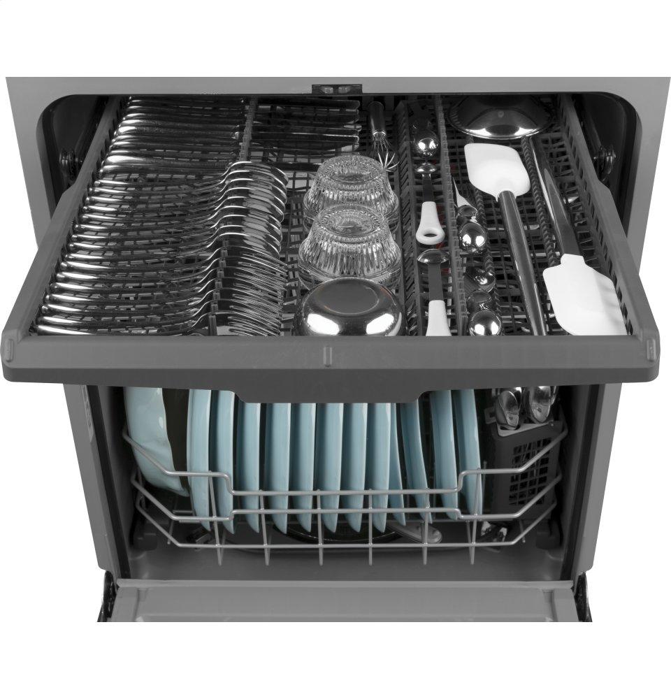 Ge Appliances GDF630PGMBB Ge® Front Control With Plastic Interior Dishwasher With Sanitize Cycle & Dry Boost