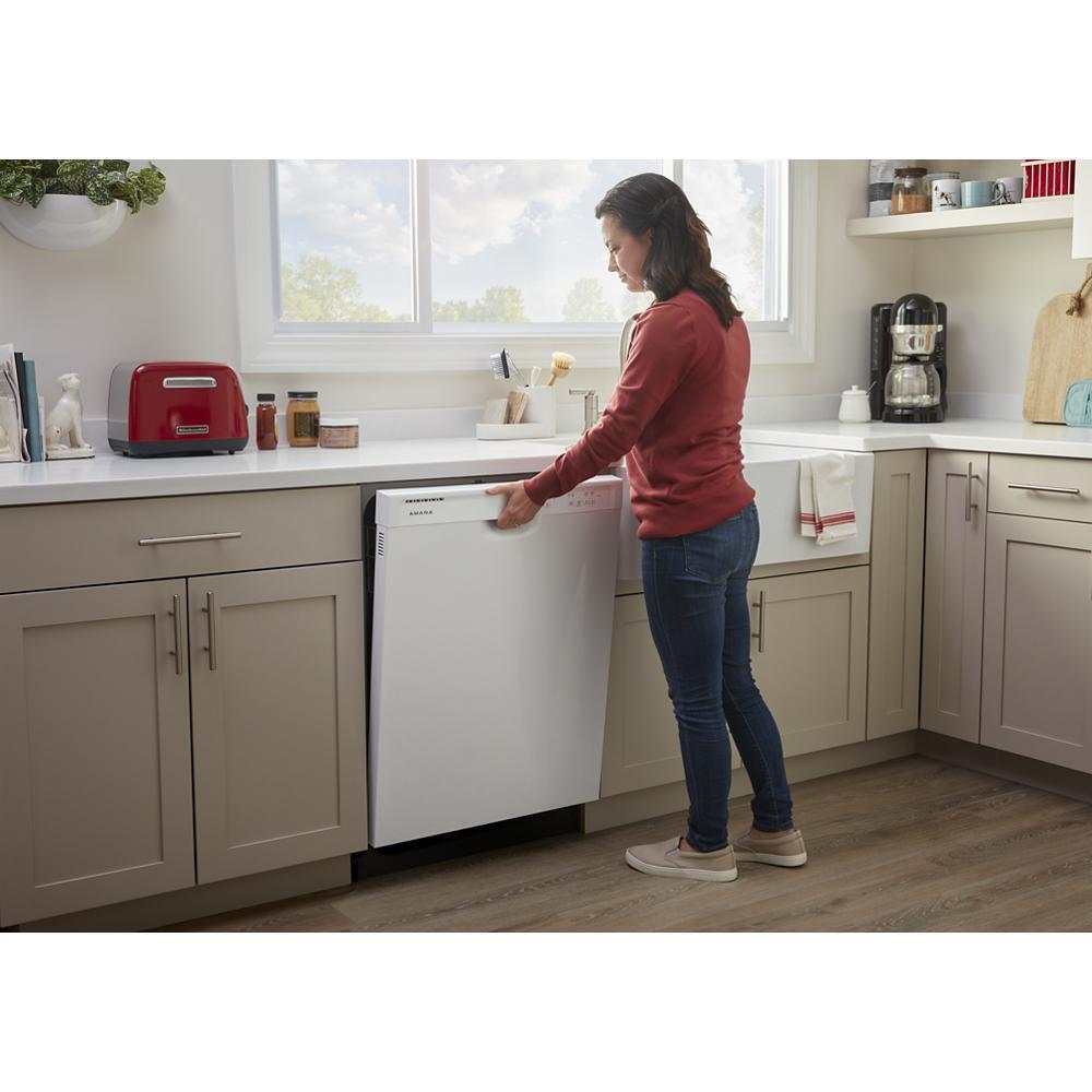Amana AGR6303MMW 30-Inch Gas Range With Bake Assist Temps