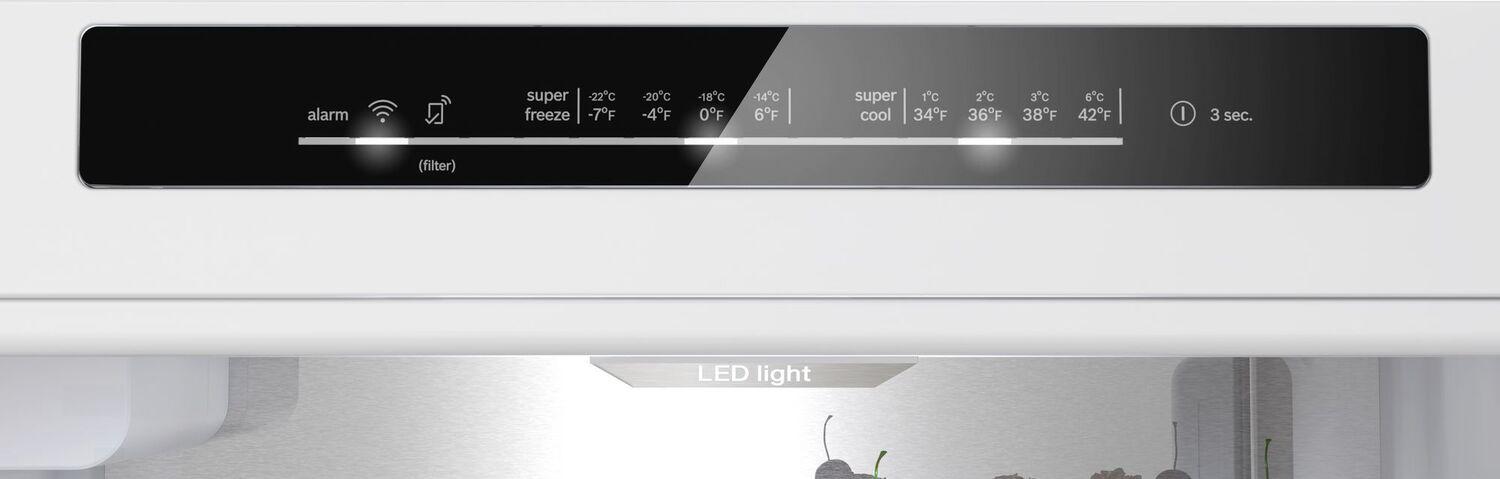 Bosch B24CB80ESS 800 Series Freestanding Bottom Freezer Refrigerator 24