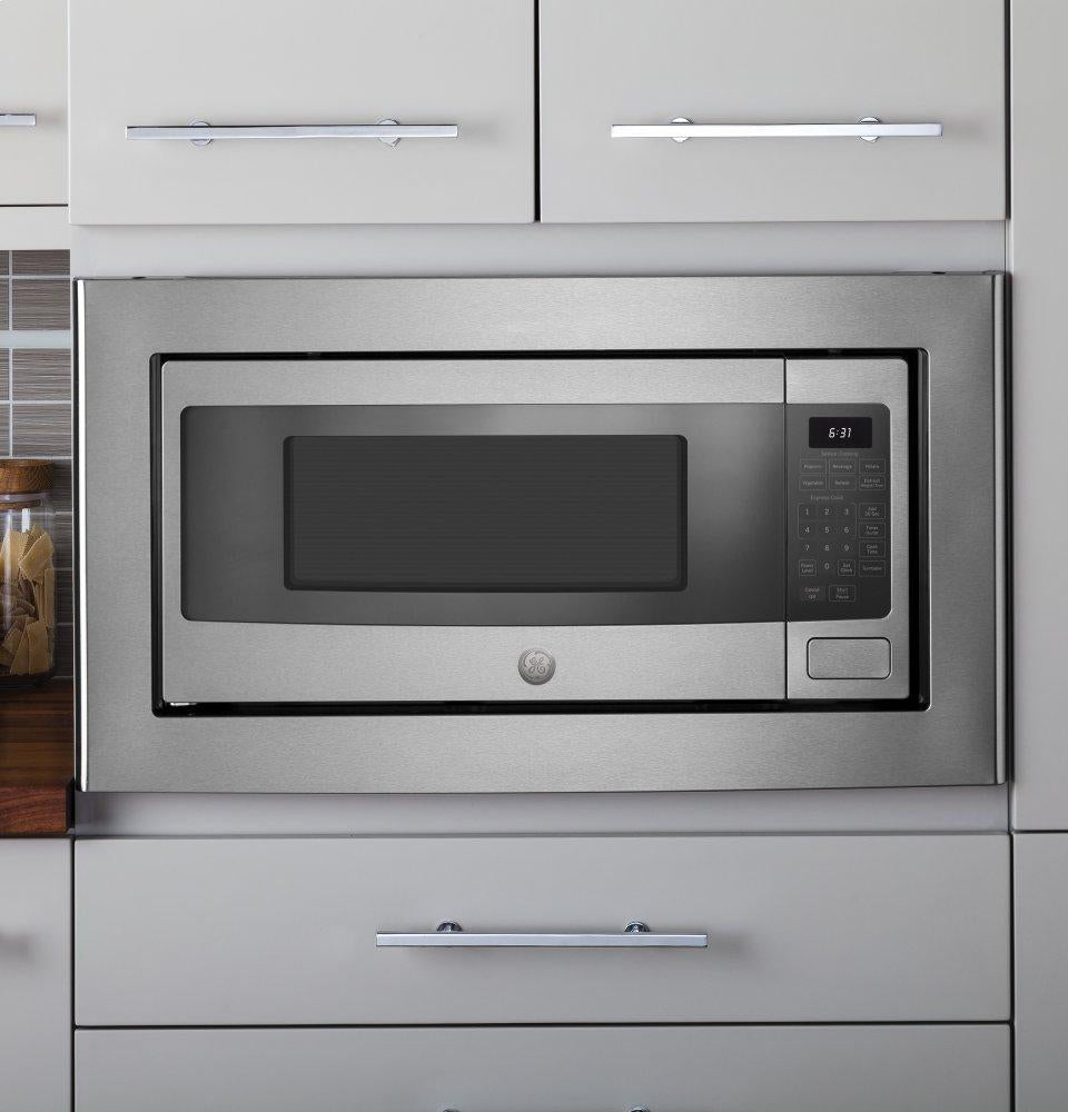 Ge Appliances PEM31SFSS Ge Profile™ 1.1 Cu. Ft. Countertop Microwave Oven