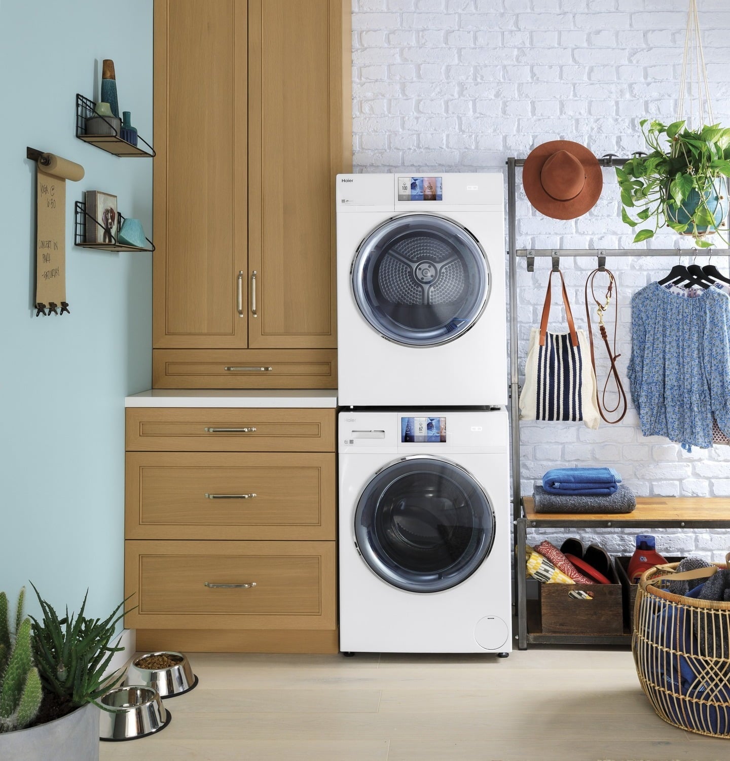 Haier QFD15ESSNWW 4.3 Cu.Ft. Capacity Smart 24" Frontload Electric Dryer With Stainless Steel Basket