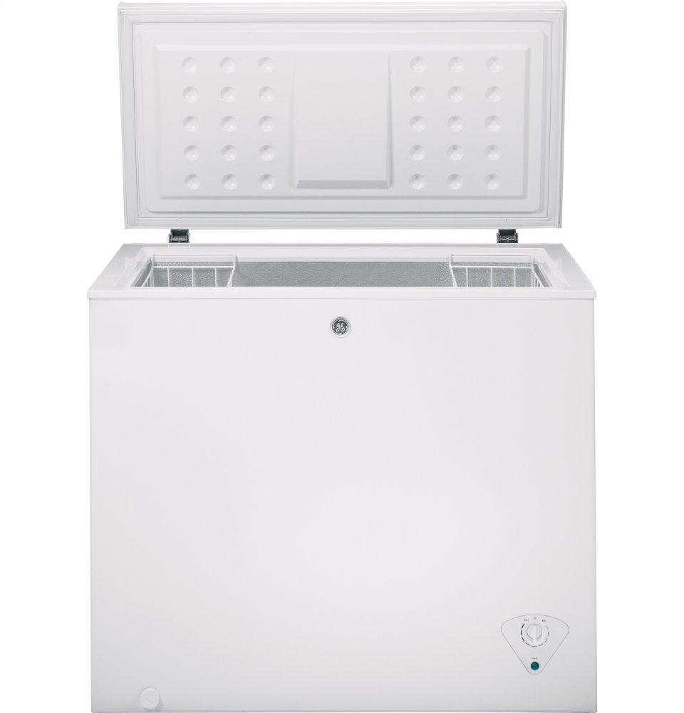 Ge Appliances FCM7STWW Ge® 7.0 Cu. Ft. Manual Defrost Chest Freezer