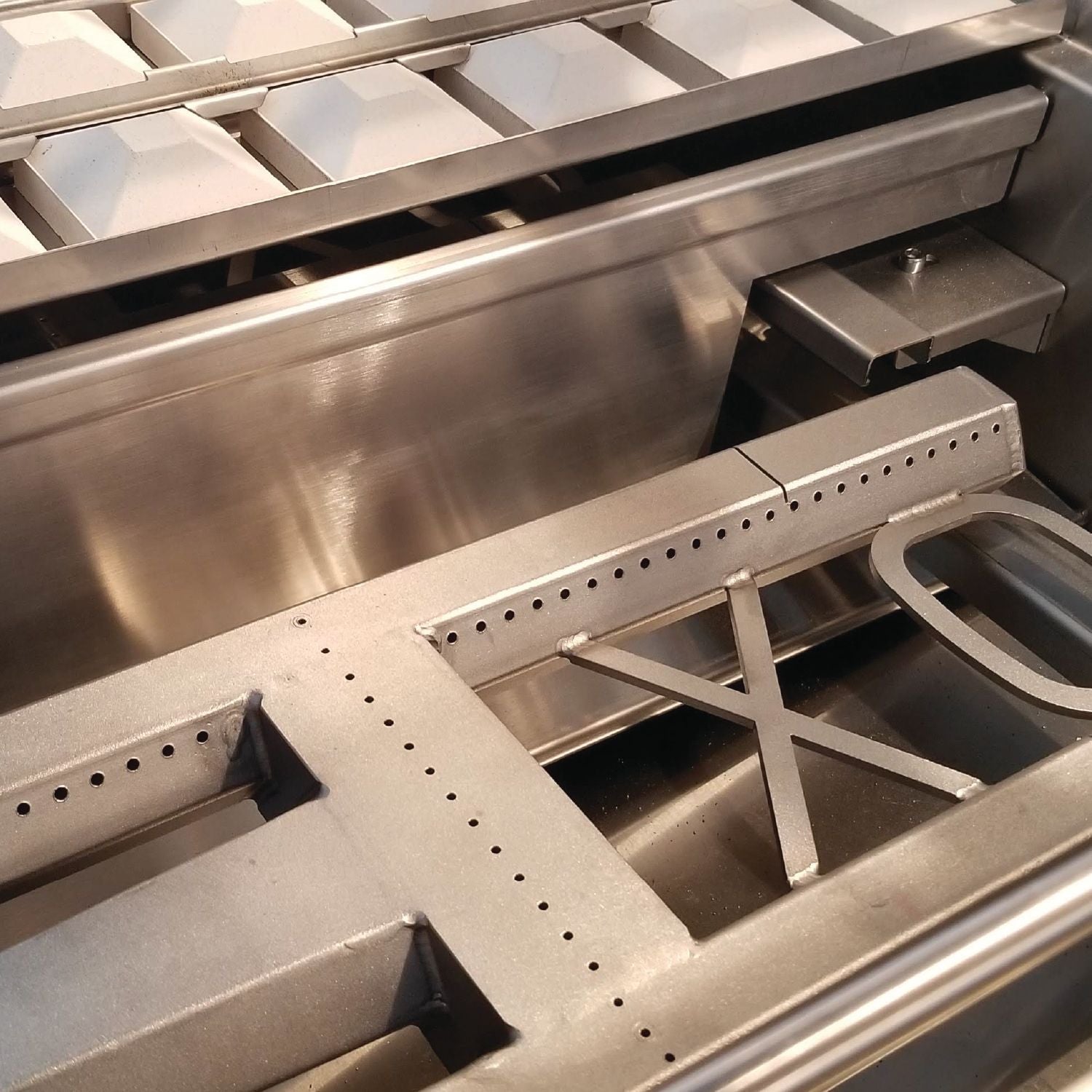 Xo Appliance XOGRILL42N 42In Grill 4 Burner W/ Rotiss Burner Ng