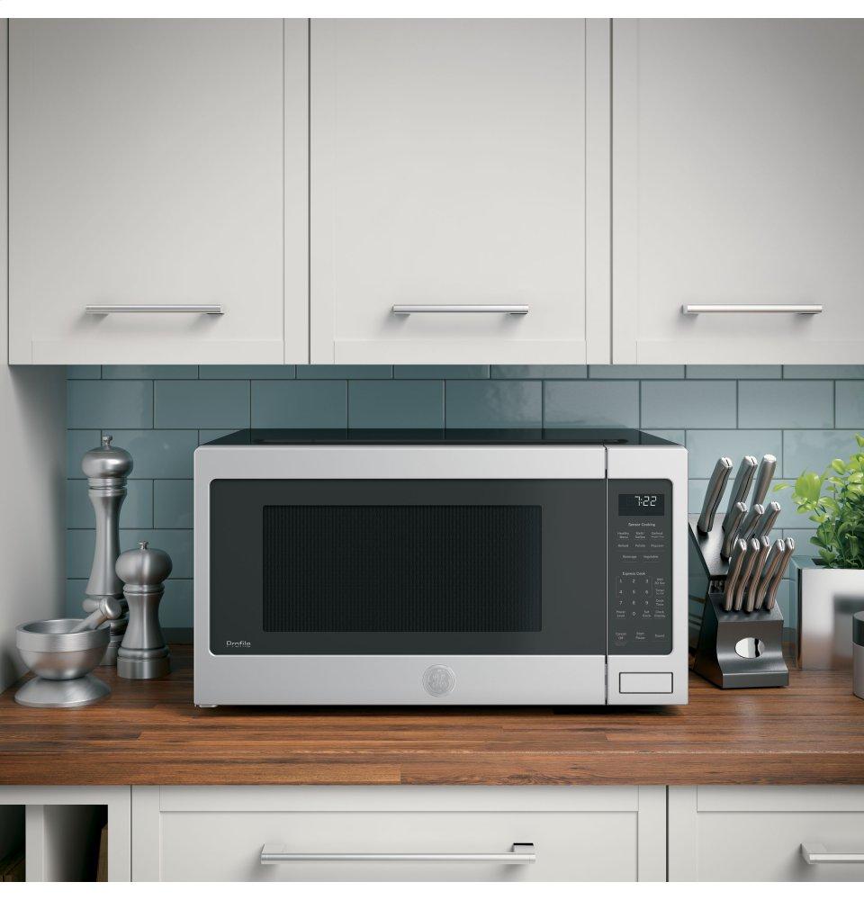 Ge Appliances PES7227SLSS Ge Profile™ 2.2 Cu. Ft. Countertop Sensor Microwave Oven
