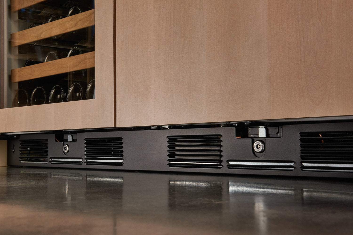 Sub-Zero 7030799 Undercounter Black Dual Kickplate