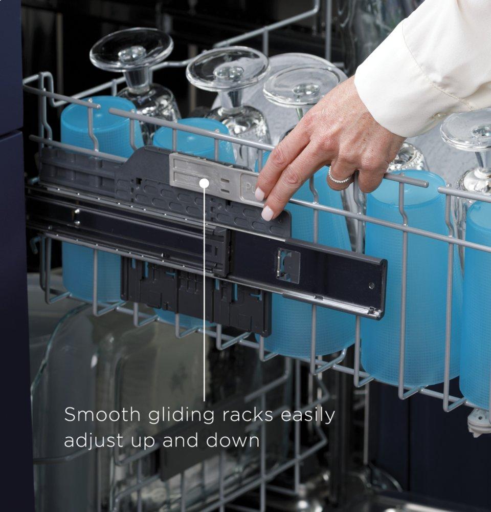 Ge Appliances GDT665SGNBB Ge® Top Control With Stainless Steel Interior Dishwasher With Sanitize Cycle & Dry Boost With Fan Assist