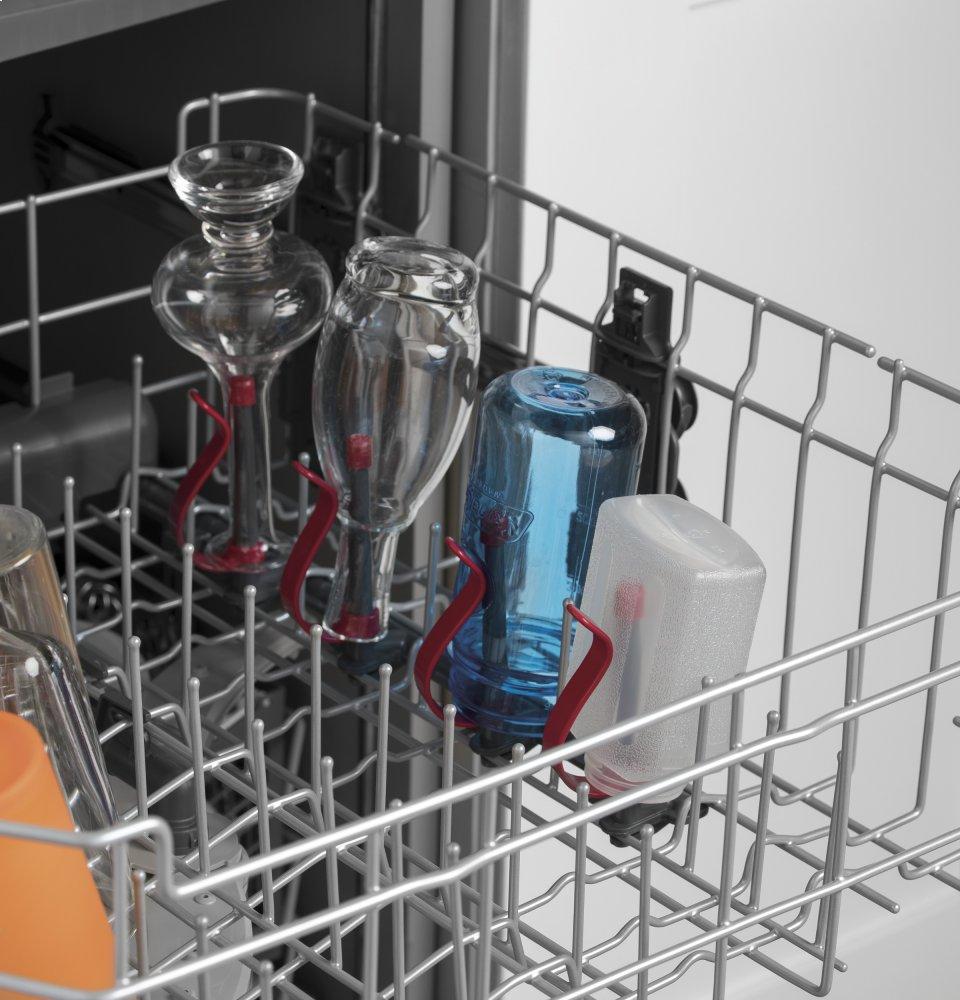 Ge Appliances GDF630PSMSS Ge® Front Control With Plastic Interior Dishwasher With Sanitize Cycle & Dry Boost