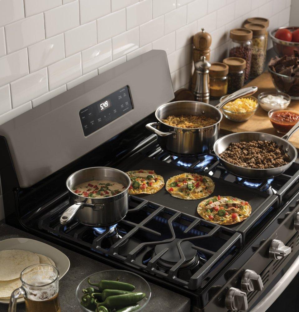 Ge Appliances JGBS66EEKES Ge® 30" Free-Standing Gas Range