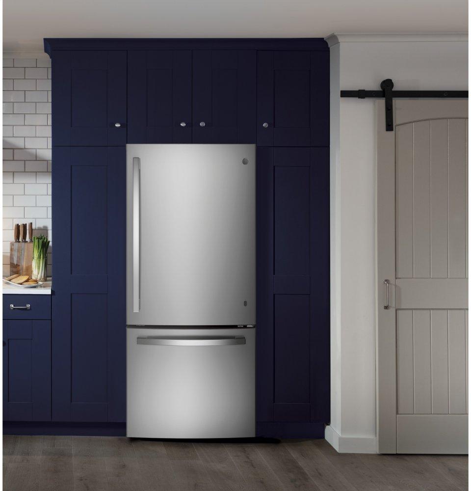 Ge Appliances GDE21ESKSS Ge® Energy Star® 21.0 Cu. Ft. Bottom-Freezer Refrigerator