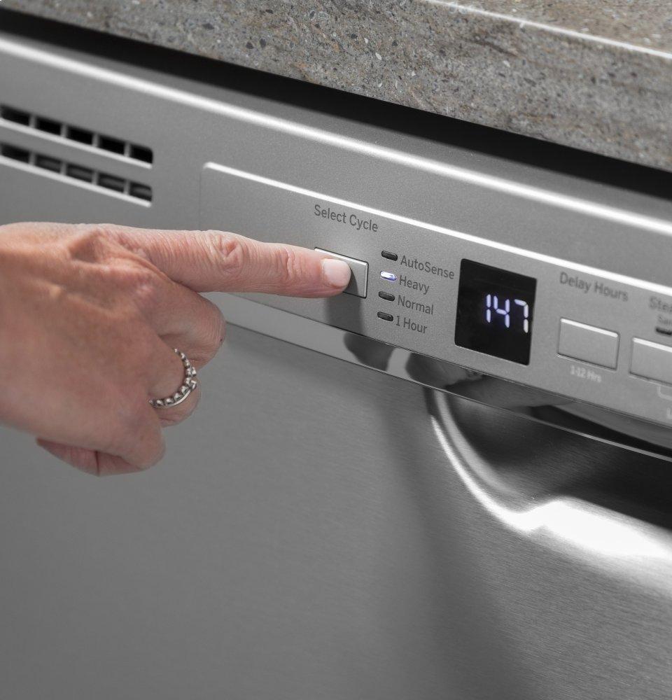 Ge Appliances GDF640HGMWW Ge® Front Control With Stainless Interior Door Dishwasher With Sanitize Cycle & Dry Boost