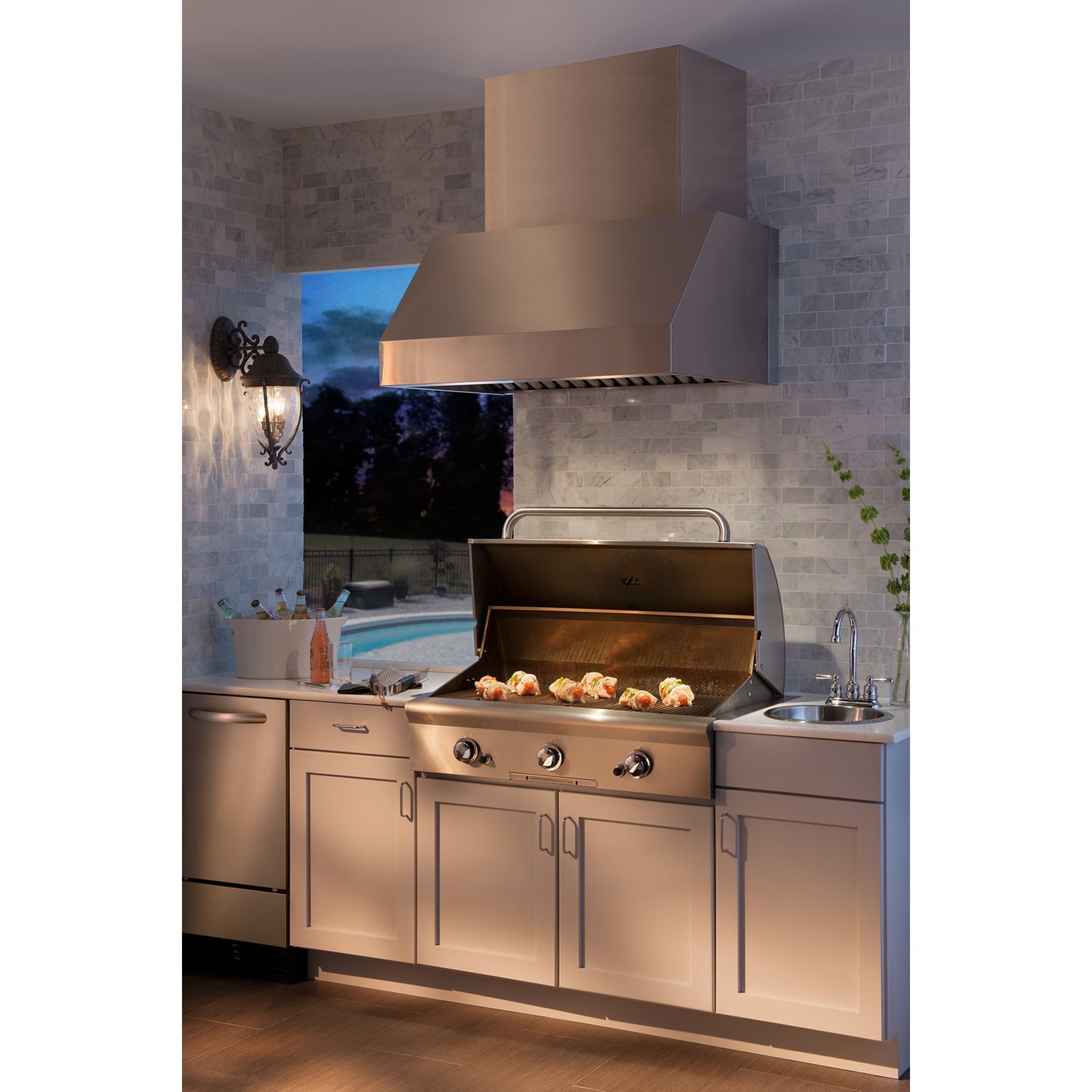 Broan EPD6160SS Broan® 60-Inch Pro-Style Outdoor Range Hood, 1100 Cfm, Stainless Steel