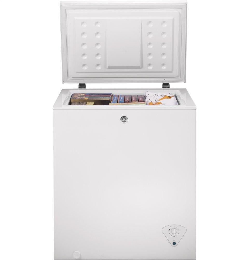 Ge Appliances FCM5SKWW Ge® 5.0 Cu. Ft. Manual Defrost Chest Freezer