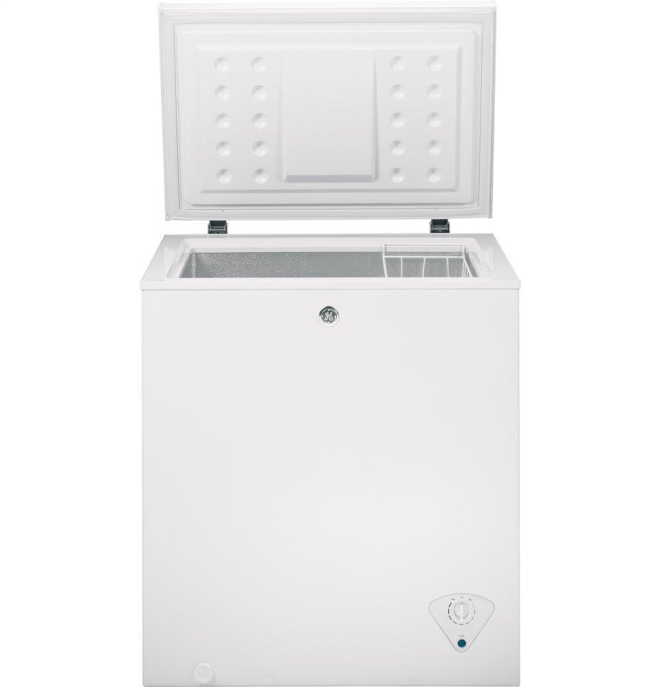 Ge Appliances FCM5STWW Ge® 5.0 Cu. Ft. Manual Defrost Chest Freezer