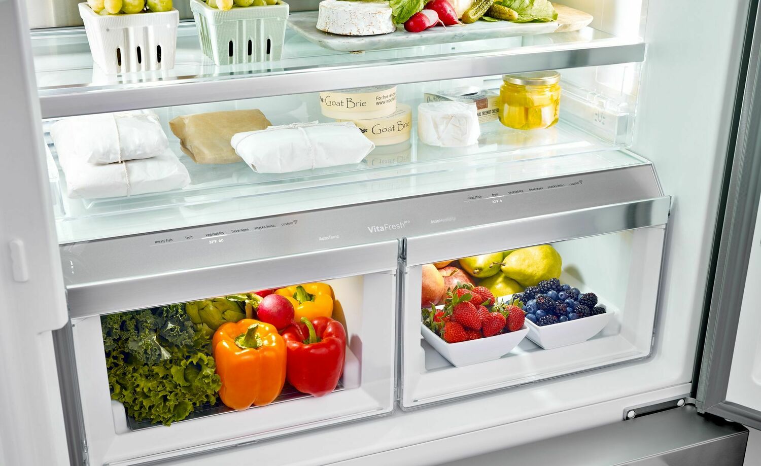 Bosch B36CT81SNS 800 Series French Door Bottom Mount Refrigerator 36'' Easy Clean Stainless Steel B36Ct81Sns