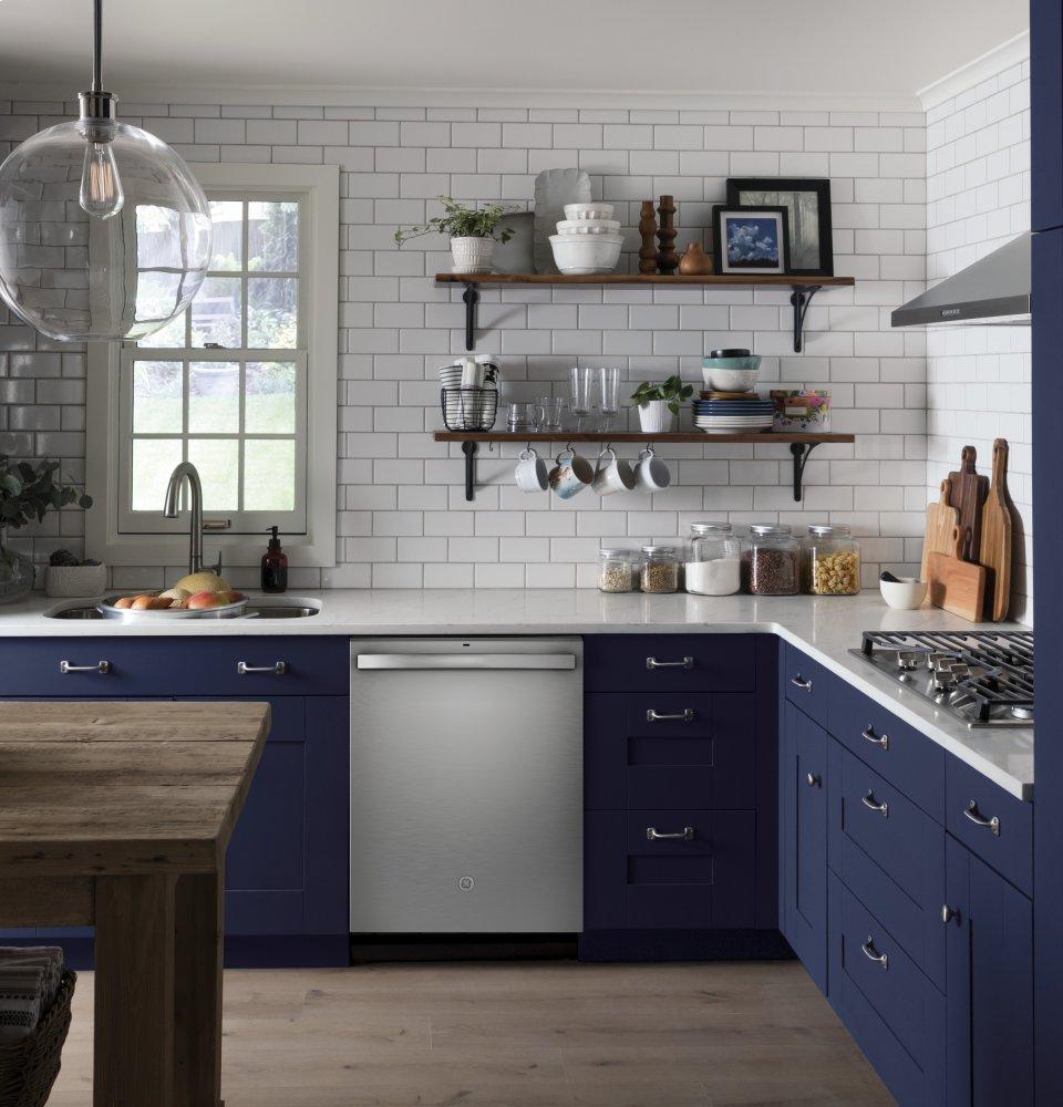 Ge Appliances GDT665SGNBB Ge® Top Control With Stainless Steel Interior Dishwasher With Sanitize Cycle & Dry Boost With Fan Assist