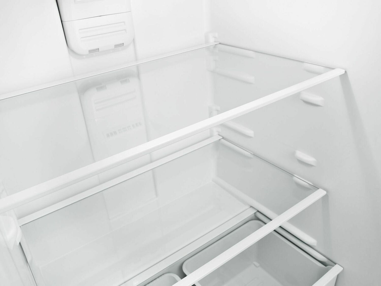 Amana ART318FFDW 30-Inch Amana® Top-Freezer Refrigerator With Glass Shelves - White