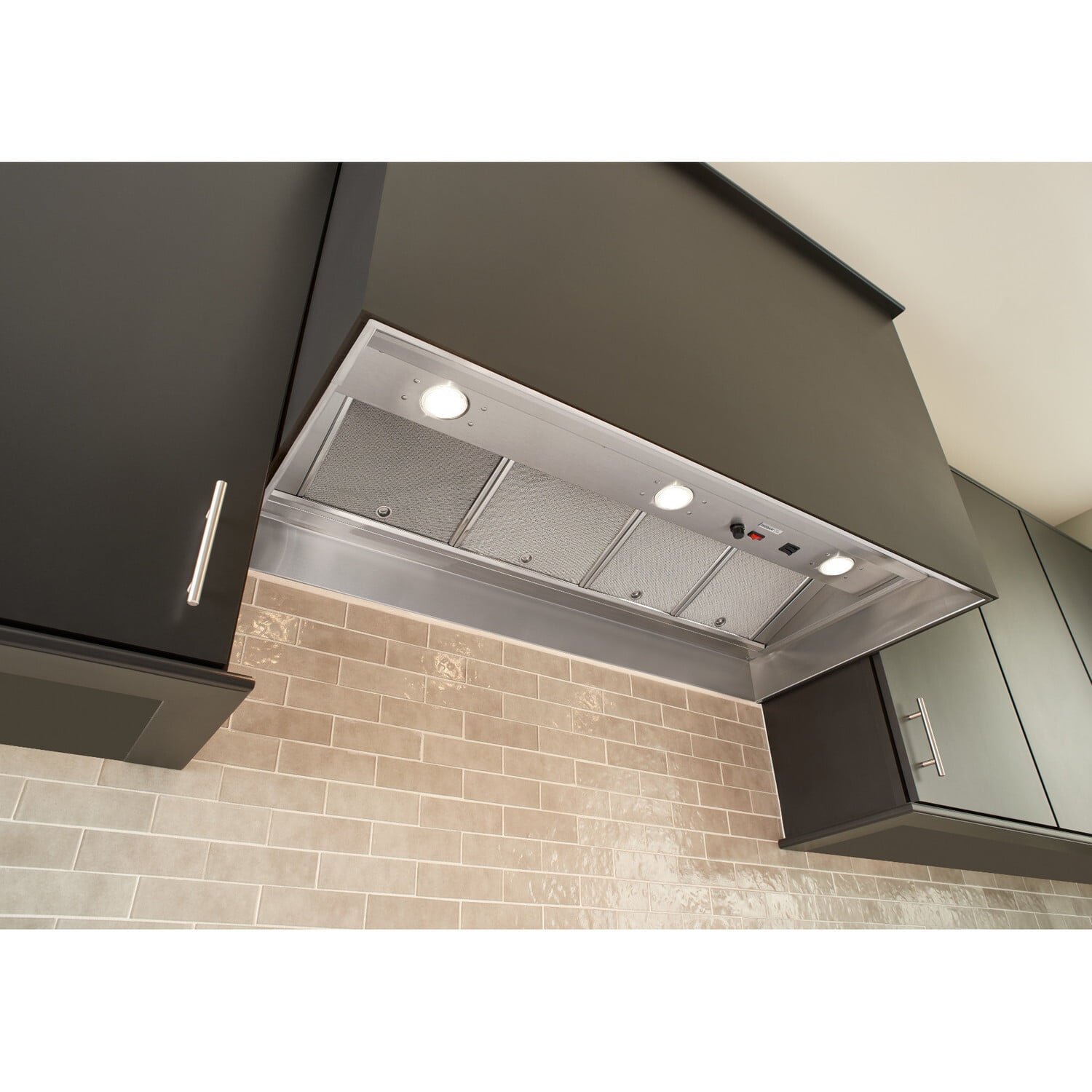 Broan RMIP45 Broan® 45-Inch Pro-Style Built-In Range Hood Insert