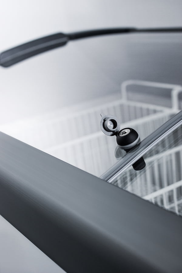 Summit FOCUS171 17 Cu.Ft. Chest Freezer