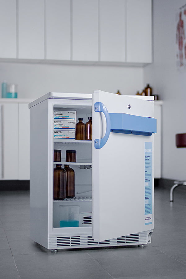 Summit FF7LWBIMED2 Built-In Undercounter Auto Defrost Medical/Scientific All-Refrigerator With Front Control Panel Equipped With A Digital Thermostat And Nist Calibrated Thermometer/Alarm; Includes Front Lock, Hospital Grade Cord, And Internal Fan
