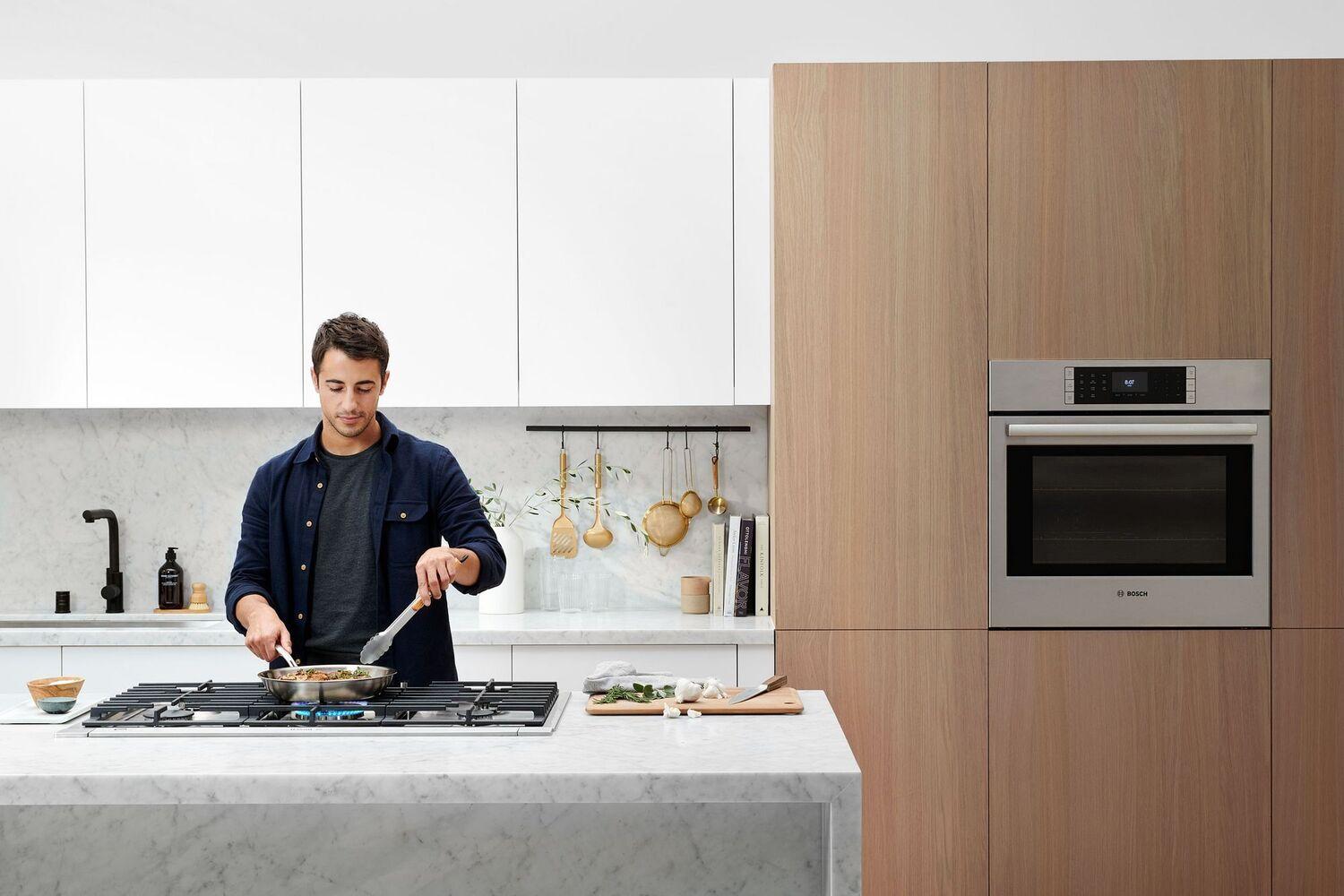 Bosch HBLP454UC Benchmark® Single Wall Oven 30'' Stainless Steel Hblp454Uc